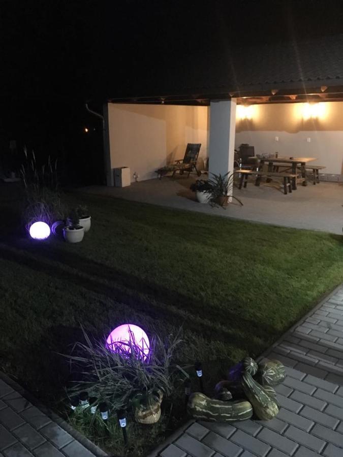 chalupa na Samotě s vířivkou Tábor Exteriér fotografie